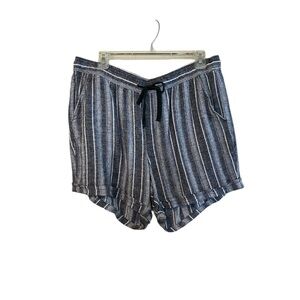 Dash Striped linen women’s shorts